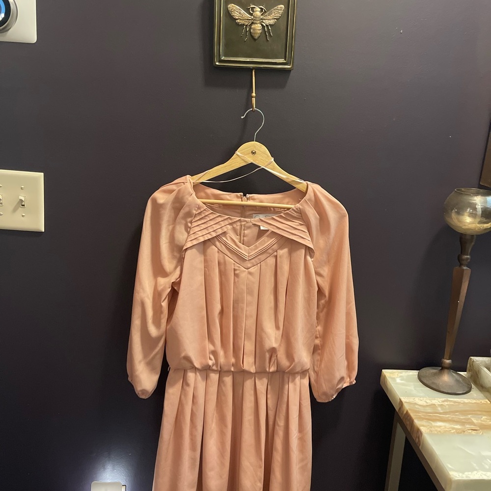 Elegant Y2K Peach Dress by Jessica Simpson